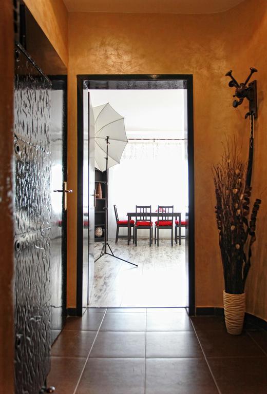 Raya Maisonette Sofia Rom bilde